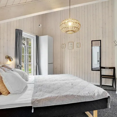 度假居 Six-bedroom In