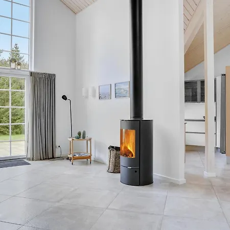 6 Bedroom Pet Friendly In * Blåvand
